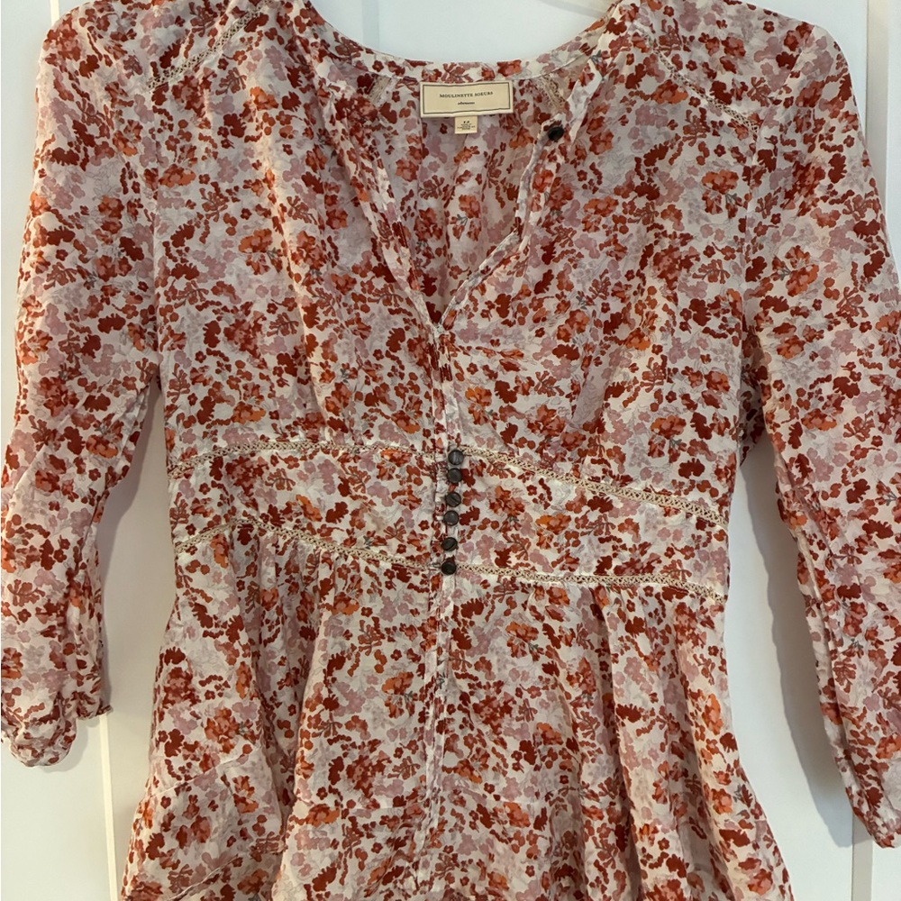 Anthropologie top. Size 12.‎ Cottage, Boho, Feminine, Floral, Soft, 3/4 Sleeve